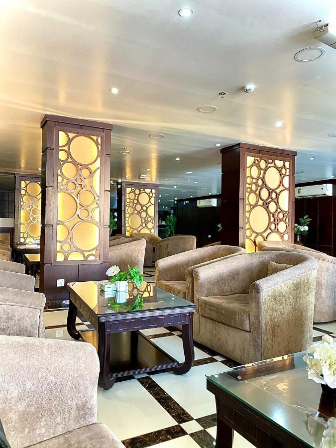 Aparthotel Spring Tower à Al Al Jubail Extérieur photo